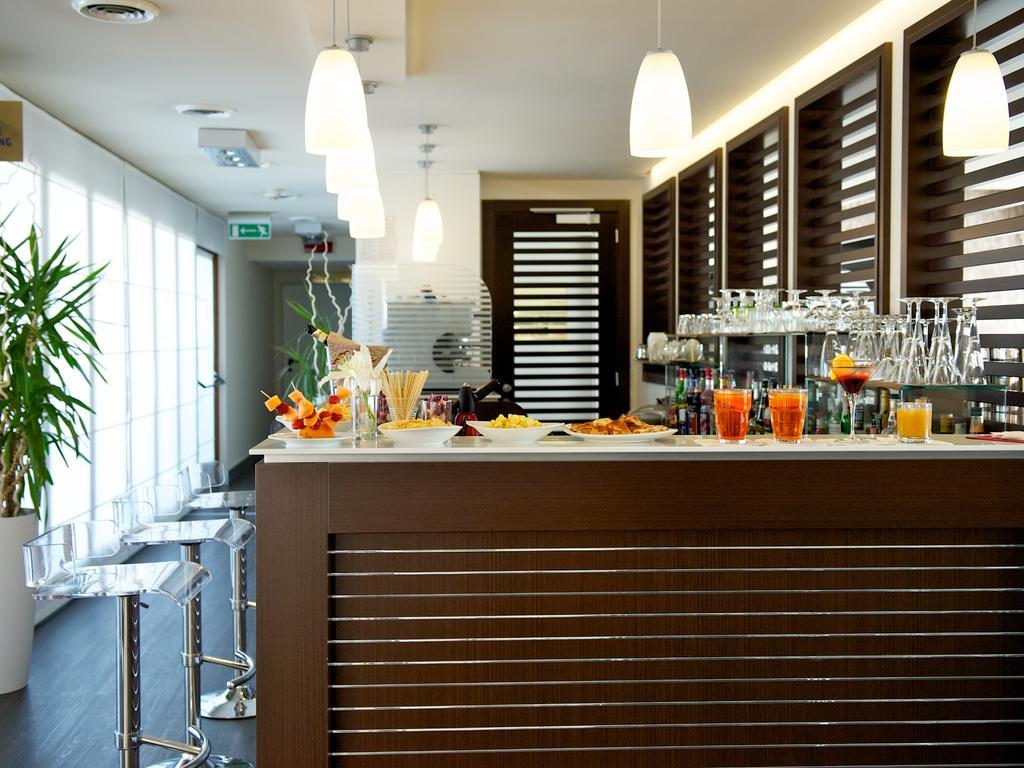Mercure Bergamo Aeroporto Stezzano Esterno foto