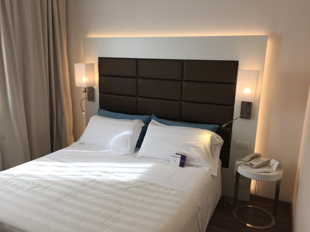 Mercure Bergamo Aeroporto Stezzano Esterno foto