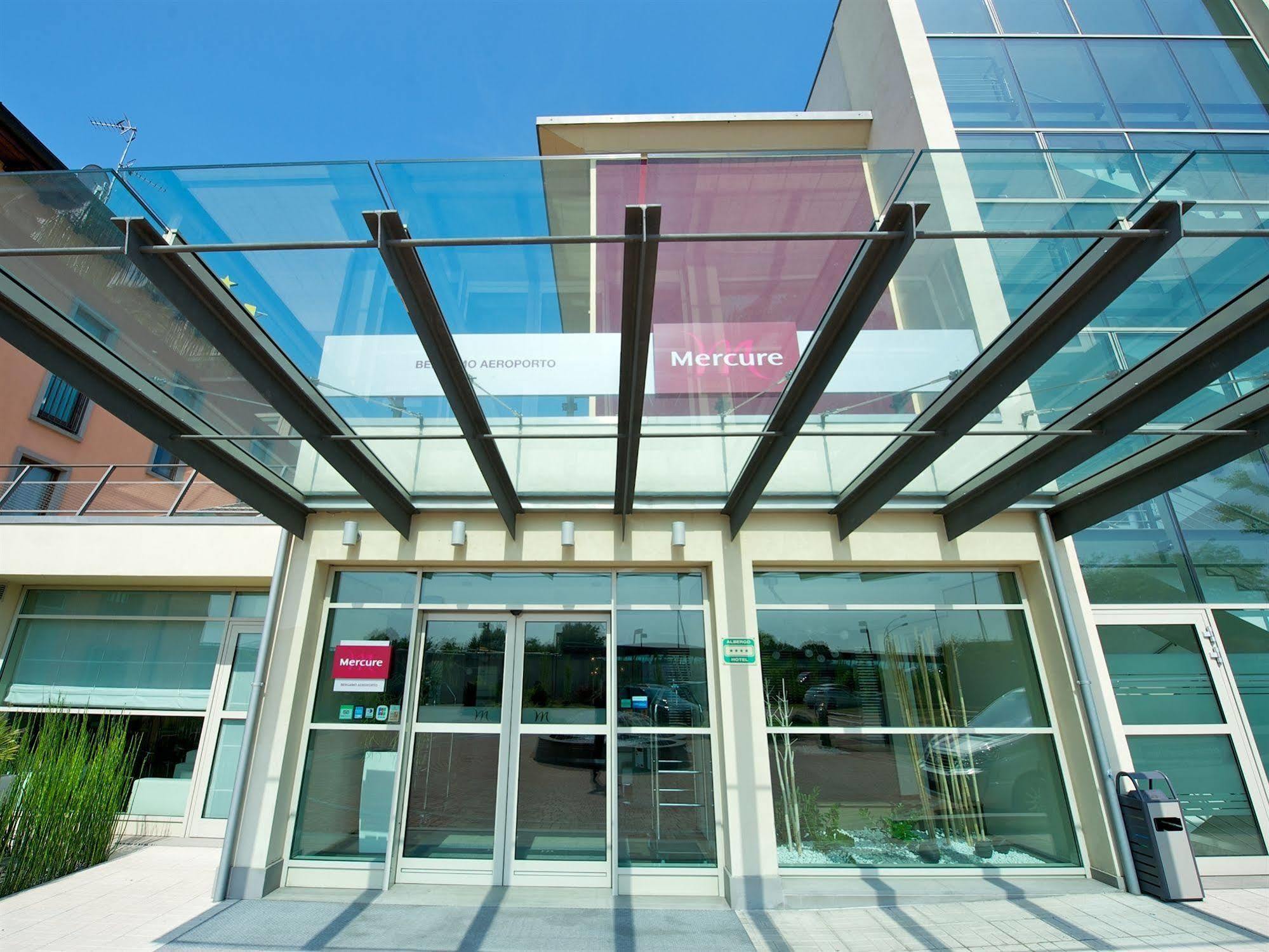 Mercure Bergamo Aeroporto Stezzano Esterno foto