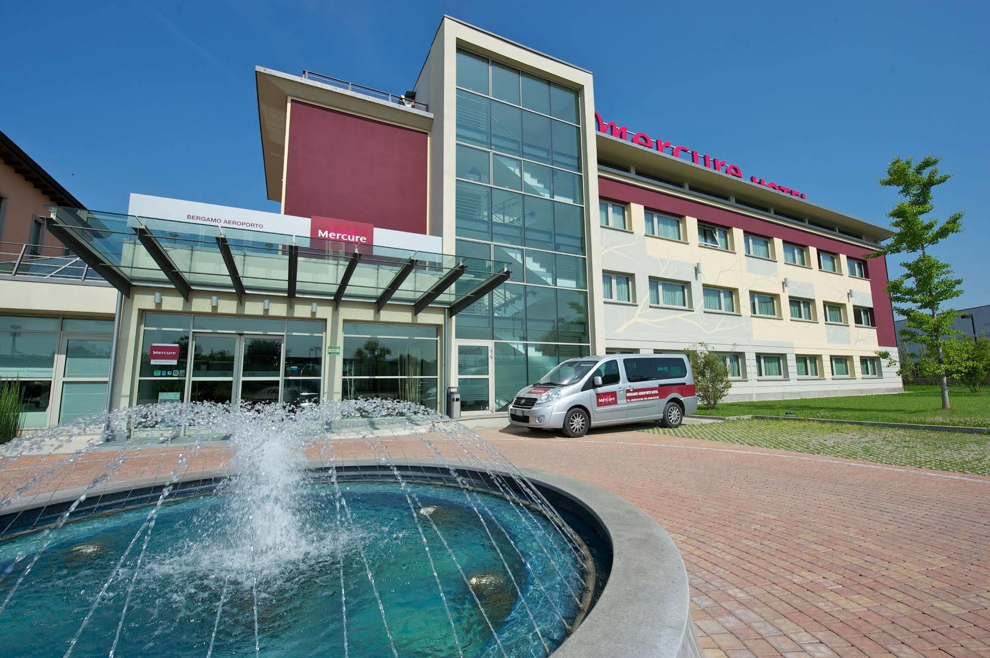 Mercure Bergamo Aeroporto Stezzano Esterno foto