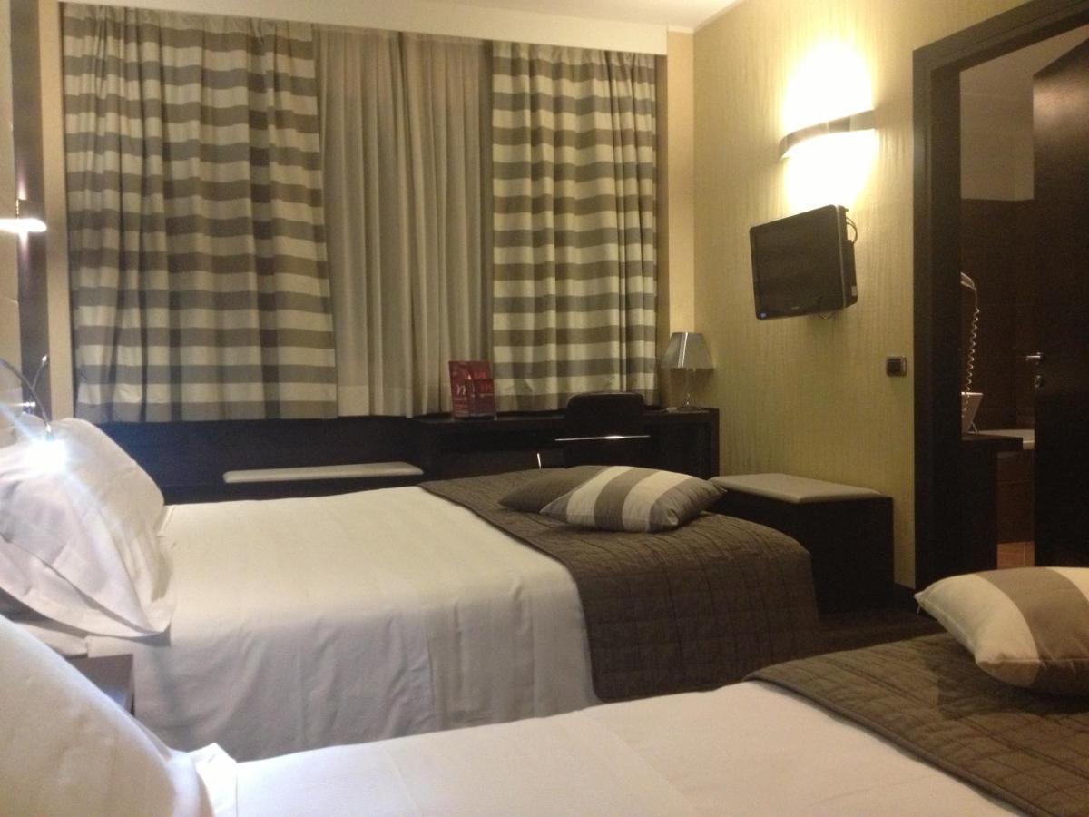 Mercure Bergamo Aeroporto Stezzano Esterno foto